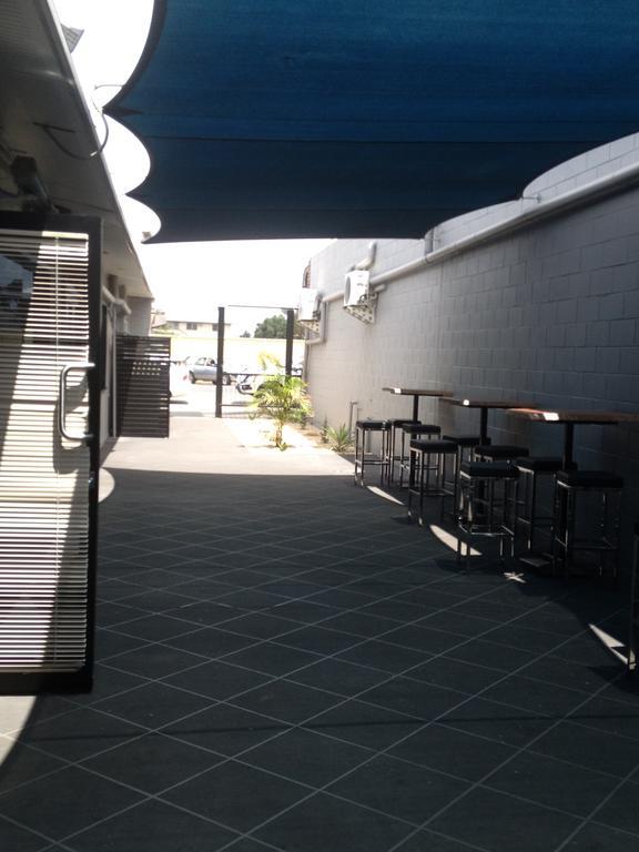 Blackwater Hotel Motel Εξωτερικό φωτογραφία