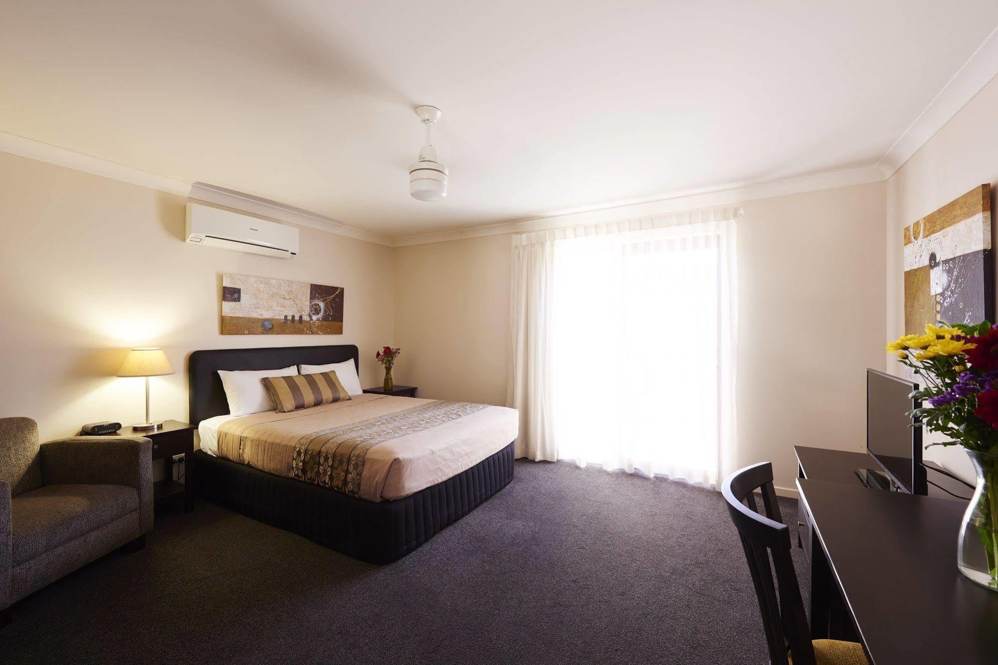 Blackwater Hotel Motel Εξωτερικό φωτογραφία