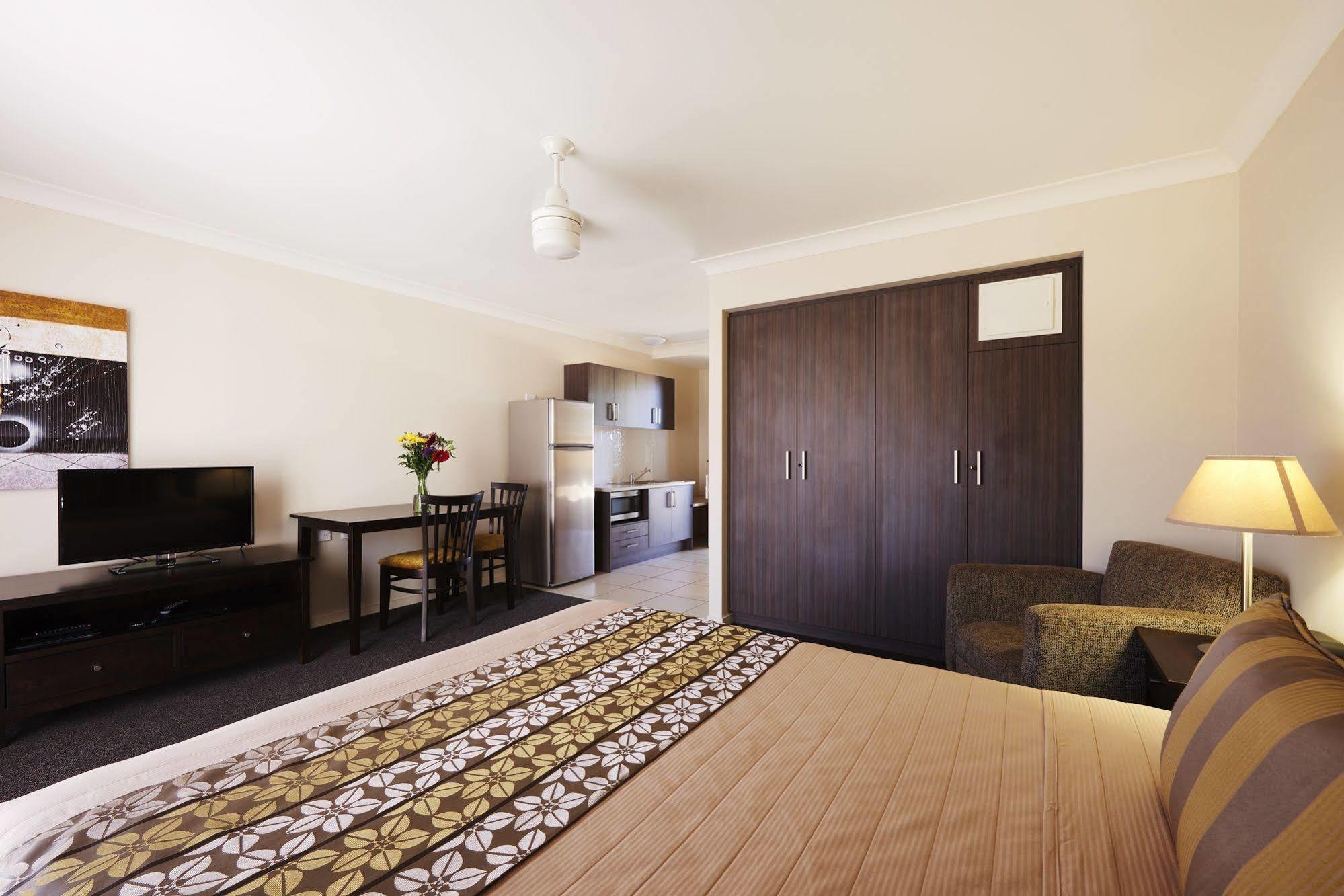 Blackwater Hotel Motel Εξωτερικό φωτογραφία