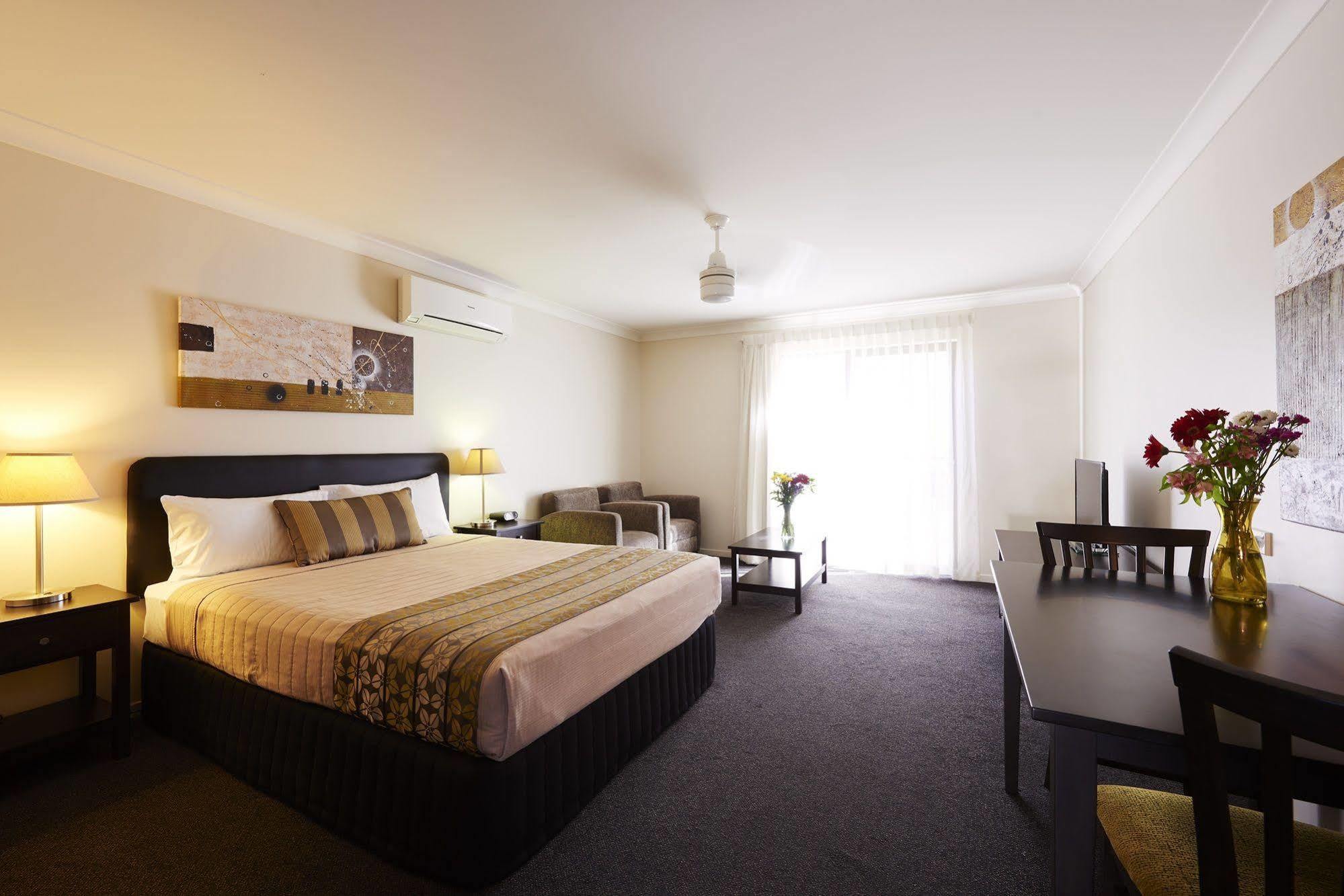 Blackwater Hotel Motel Εξωτερικό φωτογραφία